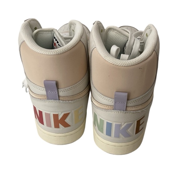 Nike Be True Terminator white and pink , one charm included, size 13 - Picture 3 of 9